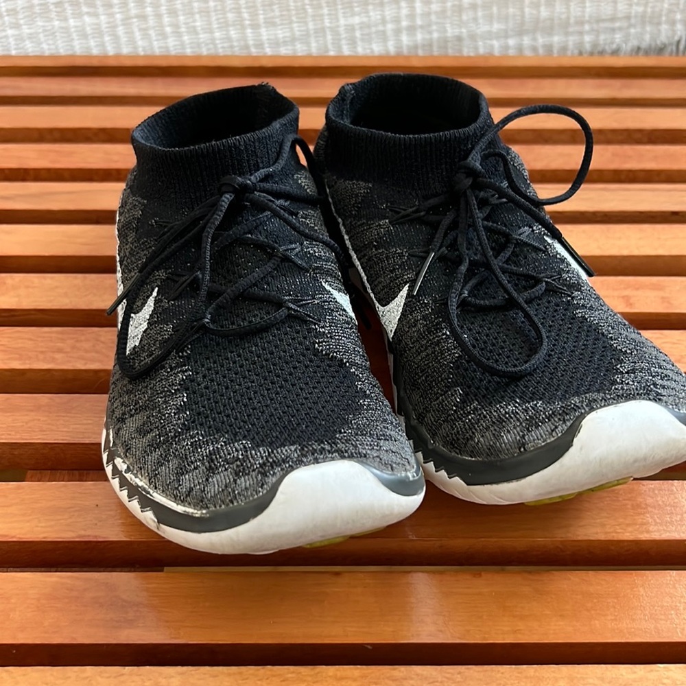 Nike Free 3.0 Slip-On Sneakers